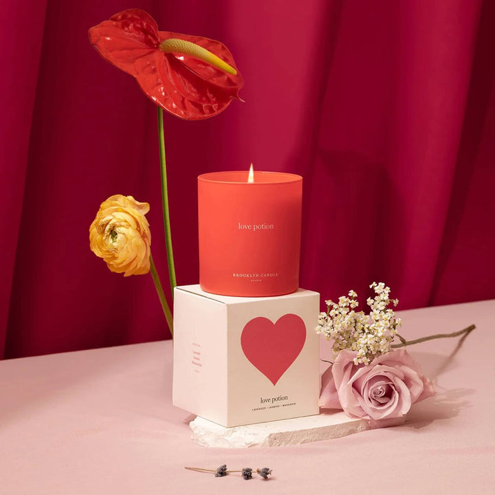 Love Potion Valentine's Day Candle - Thumbnail 3