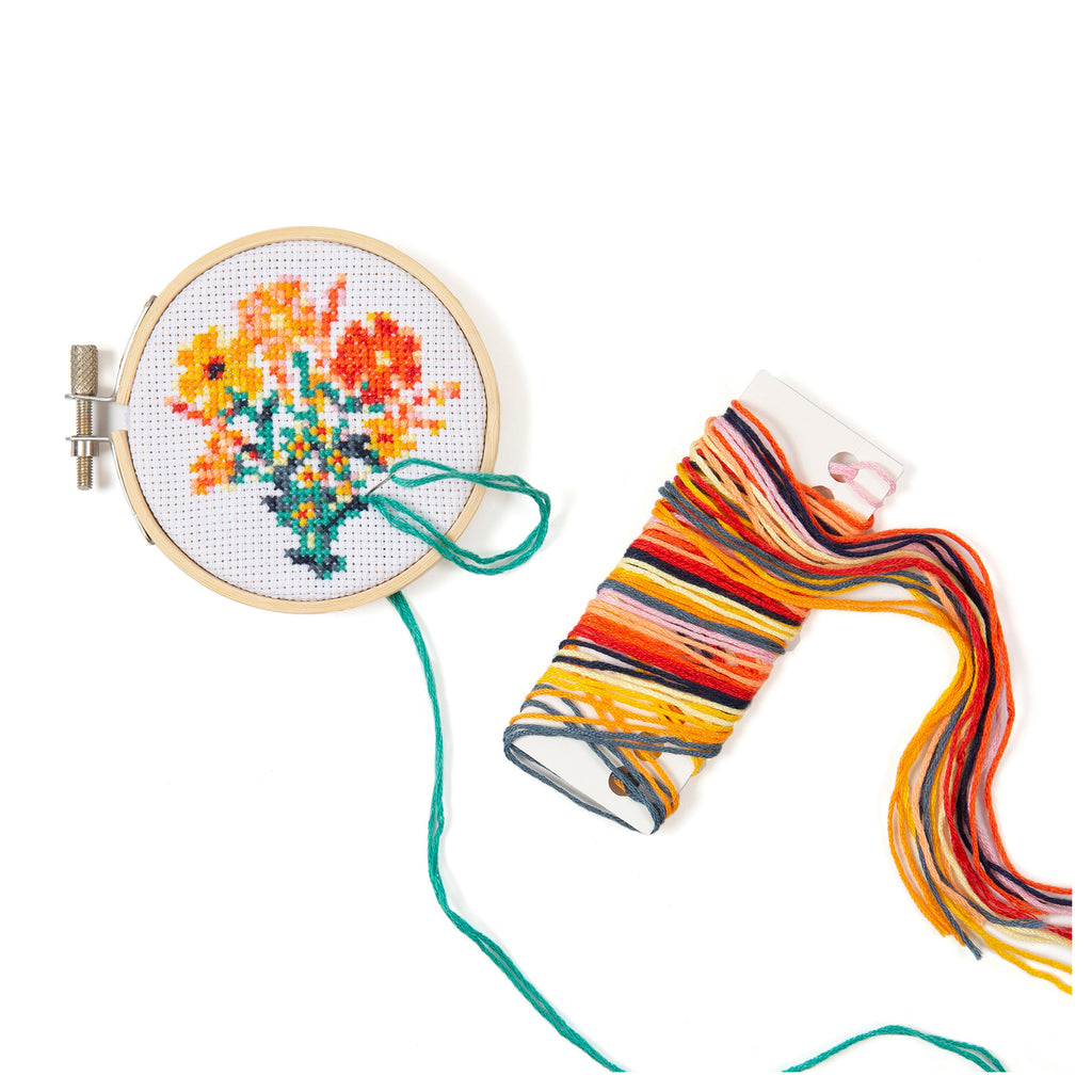 kikkerland mini cross stitch embroidery flowers