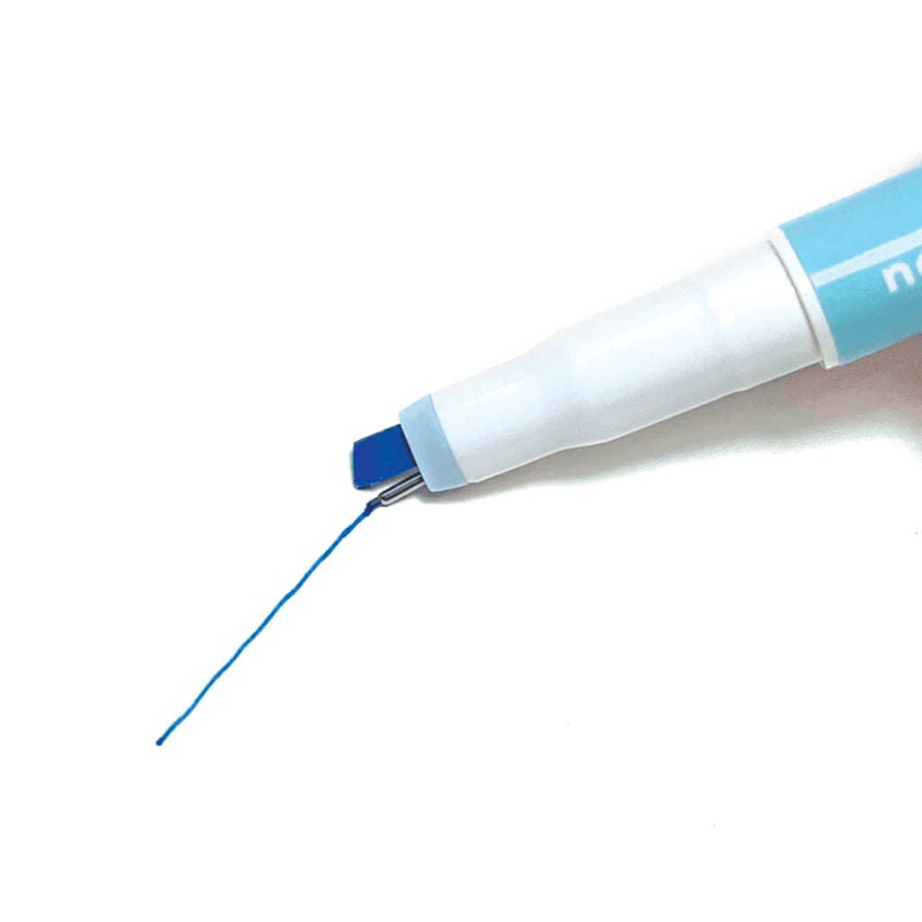 ooly noted 2 in 1 micro fine tip pen and highlighter in blue, cap off with pen line swatch.