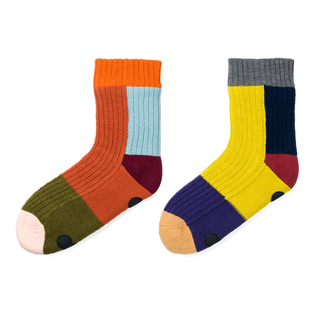 Verloop Mismatch Desert color-blocked house slipper socks on a white background.